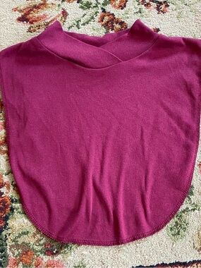 Le Turtle maroon turtleneck dickie